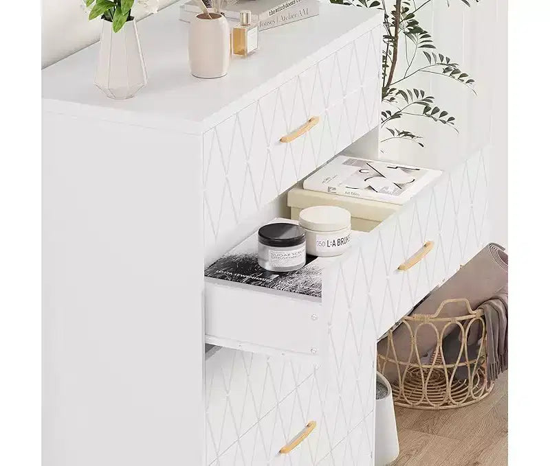 Comò Alto per Camera da Letto con 5 Cassetti, Cassettiera in Legno con Maniglie Dorate, Mobile Contenitore e Cassetti Organizer in Legno per Soggiorno