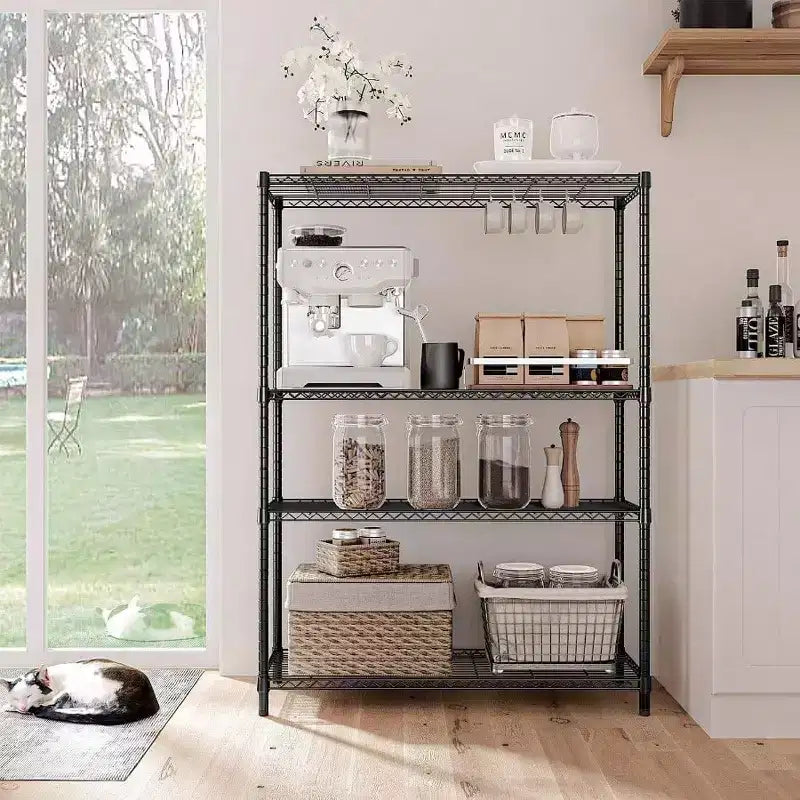 Scaffali a 4 ripiani in filo metallico nero resistente da 1400 libbre per garage, cucina, ufficio, dormitorio, magazzino, regolabili