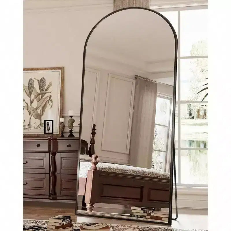 Specchio ad arco nero 71x28 con supporto. A figura intera per uso a parete o a terra in camera da letto, soggiorno